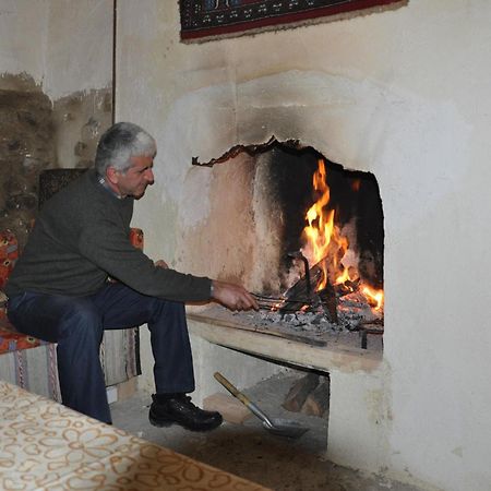 Haci Sakirler Konagi Hostal Mudurnu Exterior foto