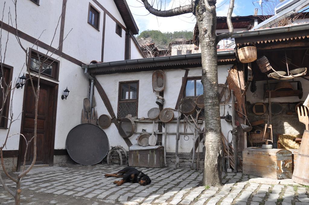 Haci Sakirler Konagi Hostal Mudurnu Exterior foto