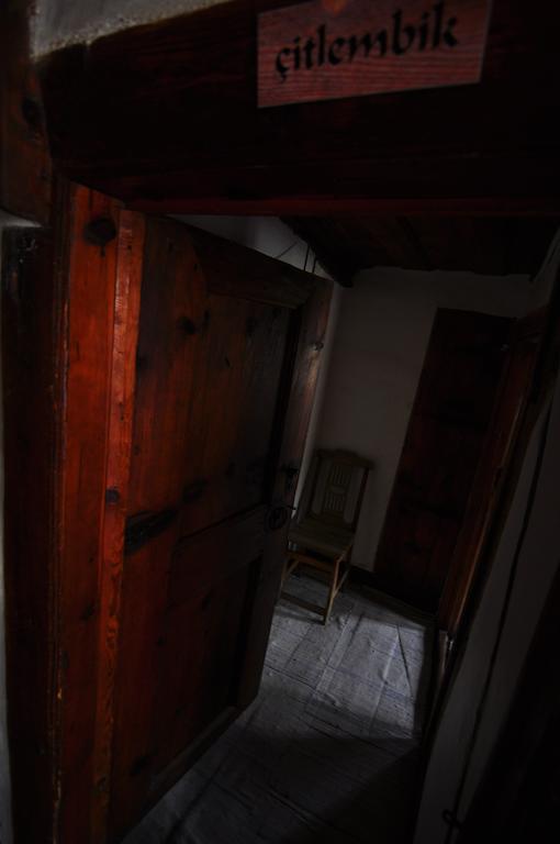Haci Sakirler Konagi Hostal Mudurnu Habitación foto