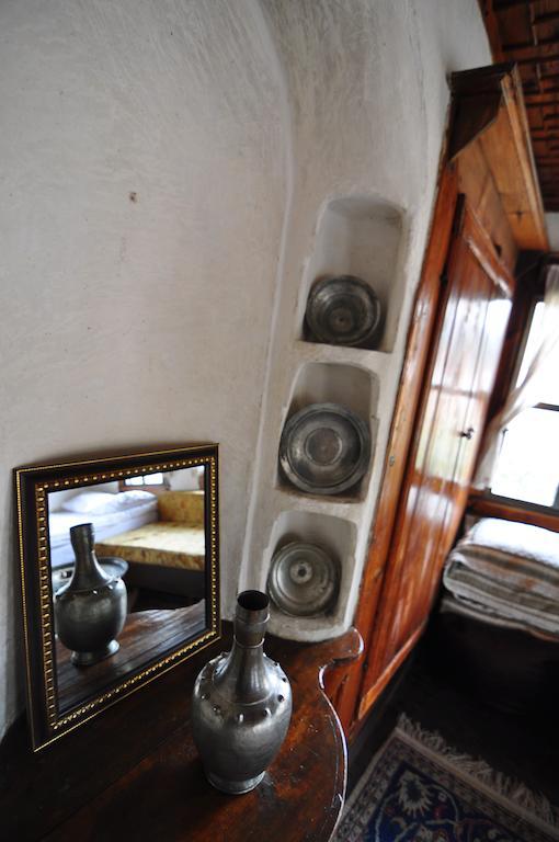 Haci Sakirler Konagi Hostal Mudurnu Habitación foto