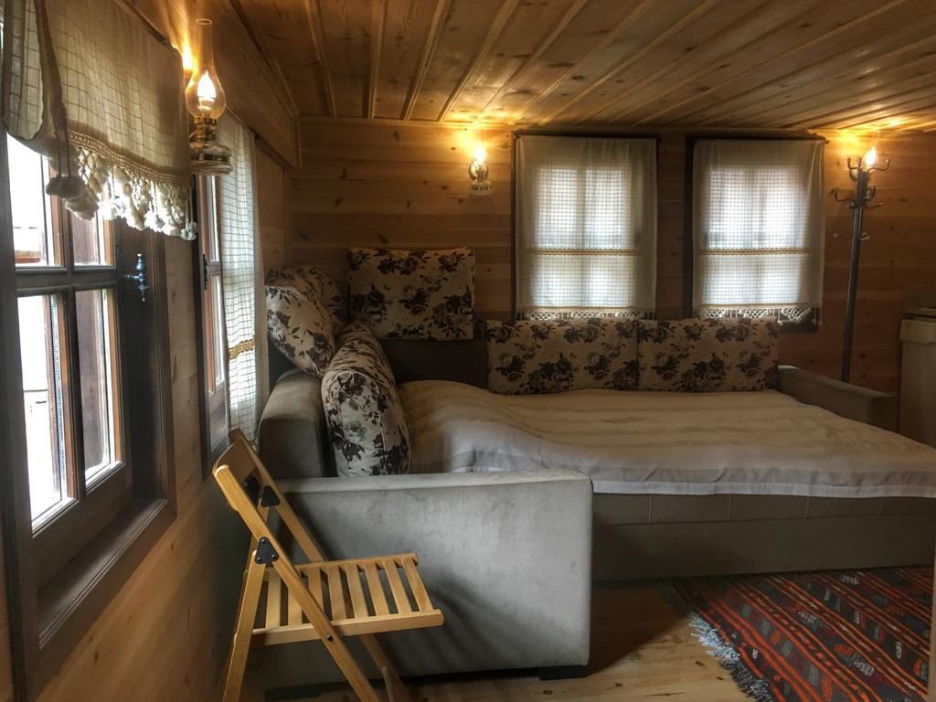 Haci Sakirler Konagi Hostal Mudurnu Exterior foto